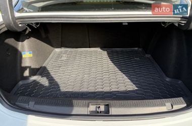 Седан Renault Fluence 2012 в Каневе