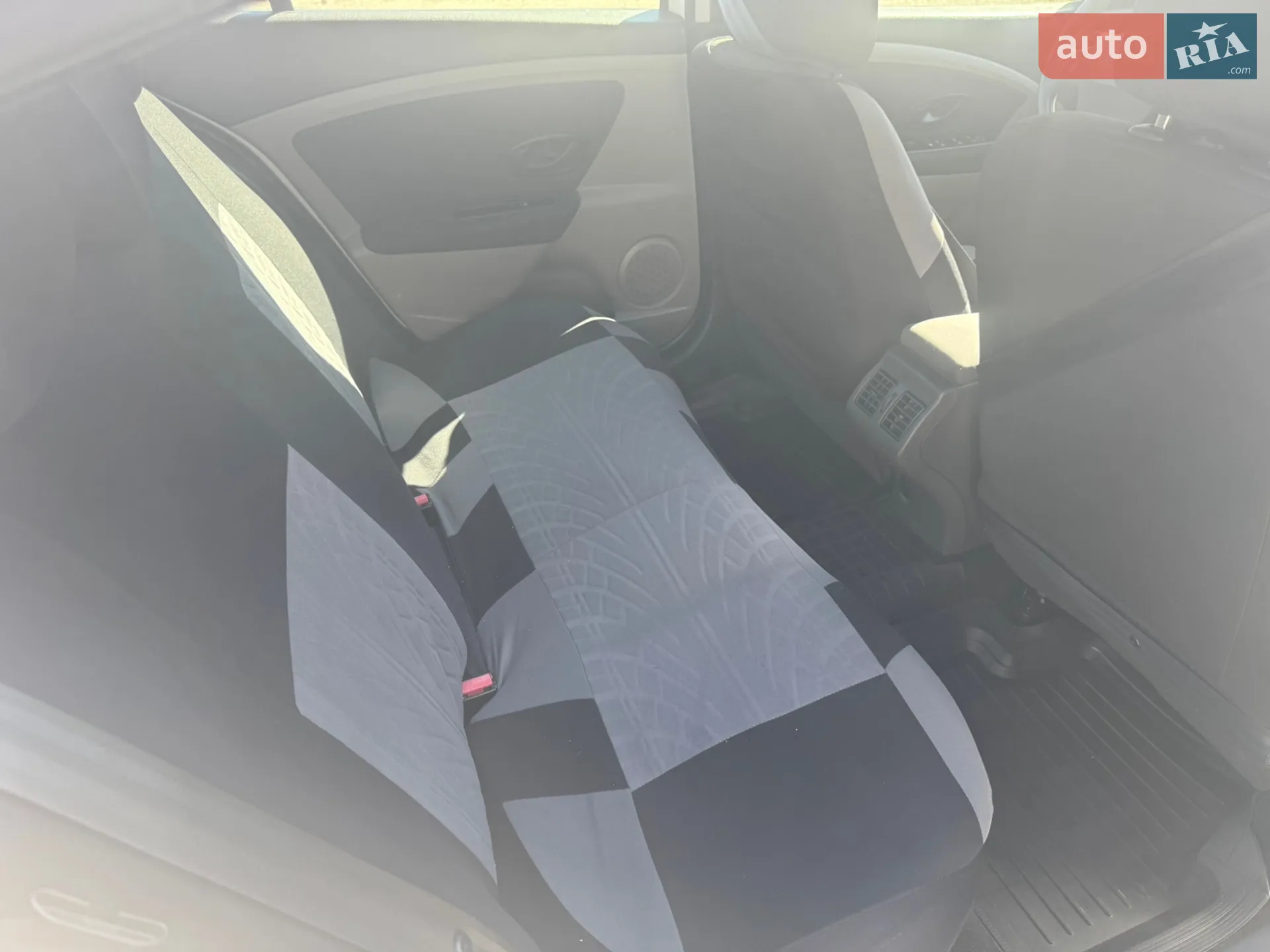 2012 Renault Fluence - мініатюра 12