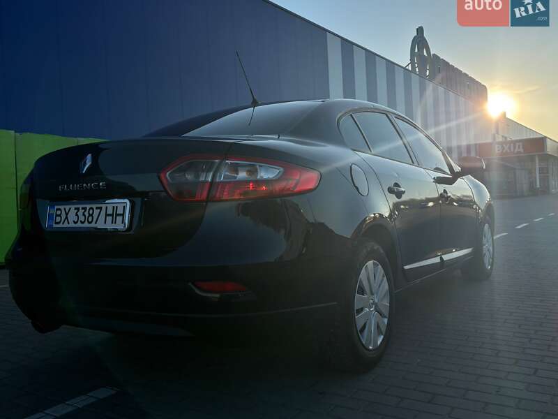 Седан Renault Fluence 2010 в Дубно