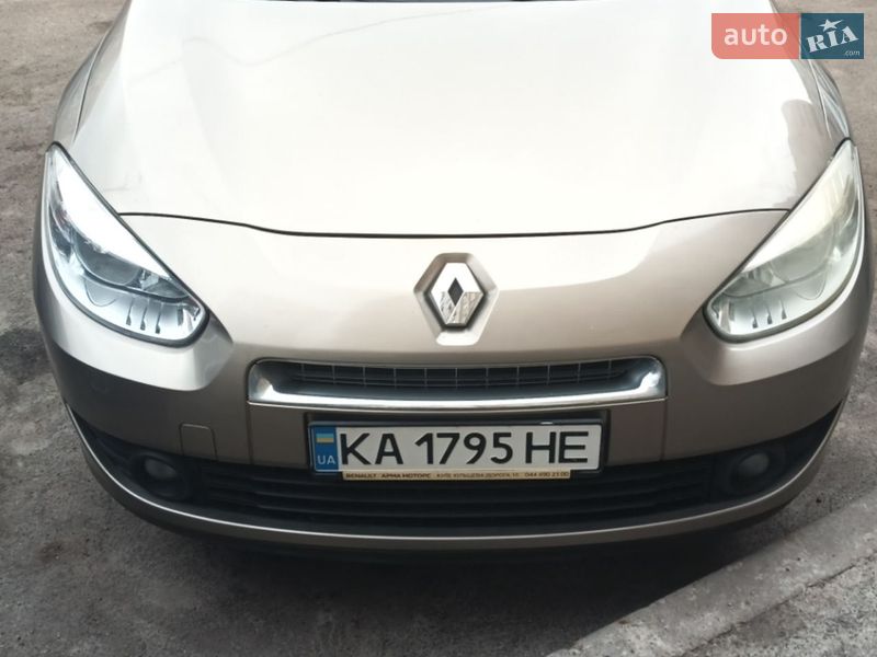 Седан Renault Fluence 2011 в Киеве