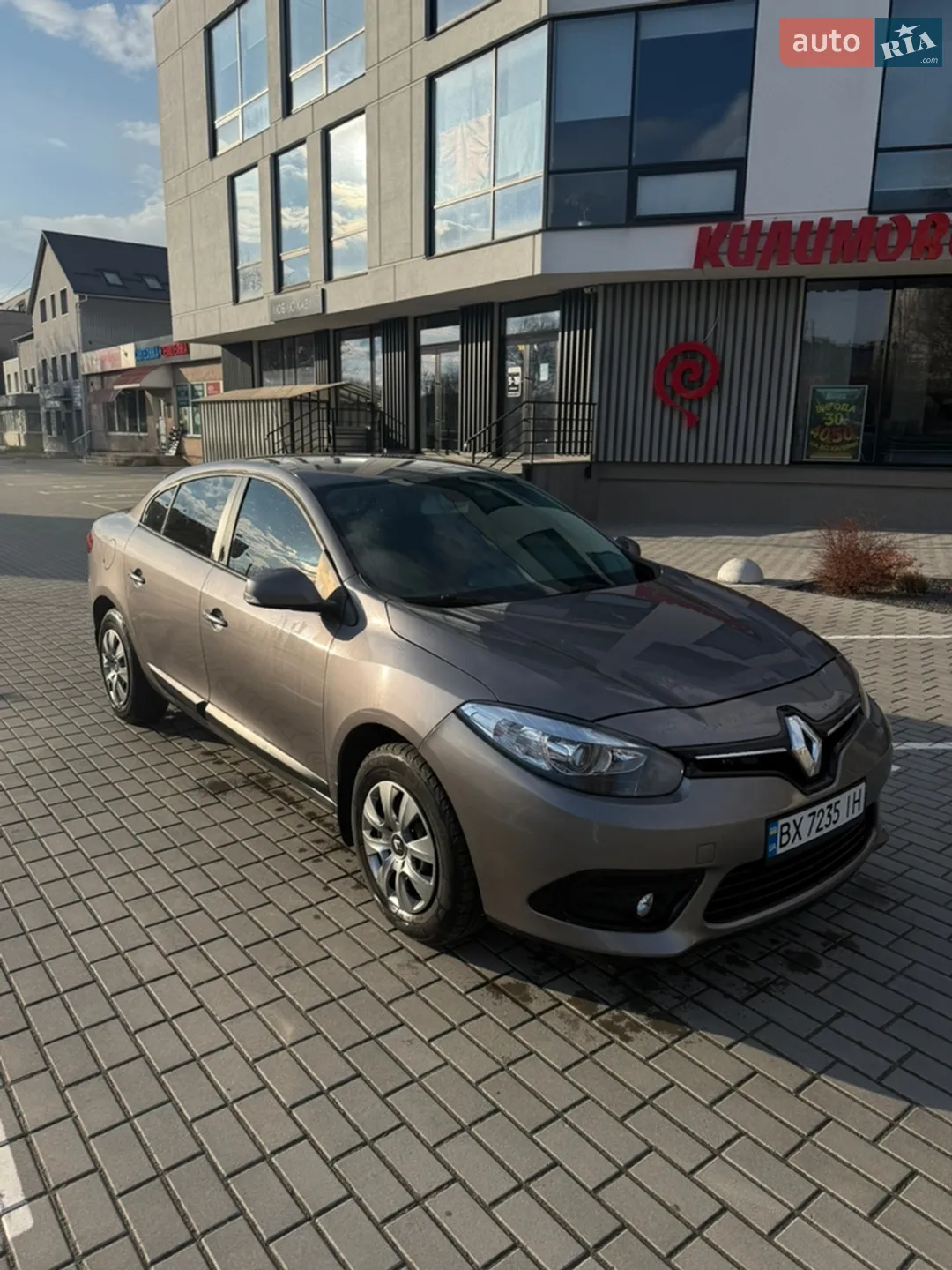 2014 Renault Fluence - мініатюра 12