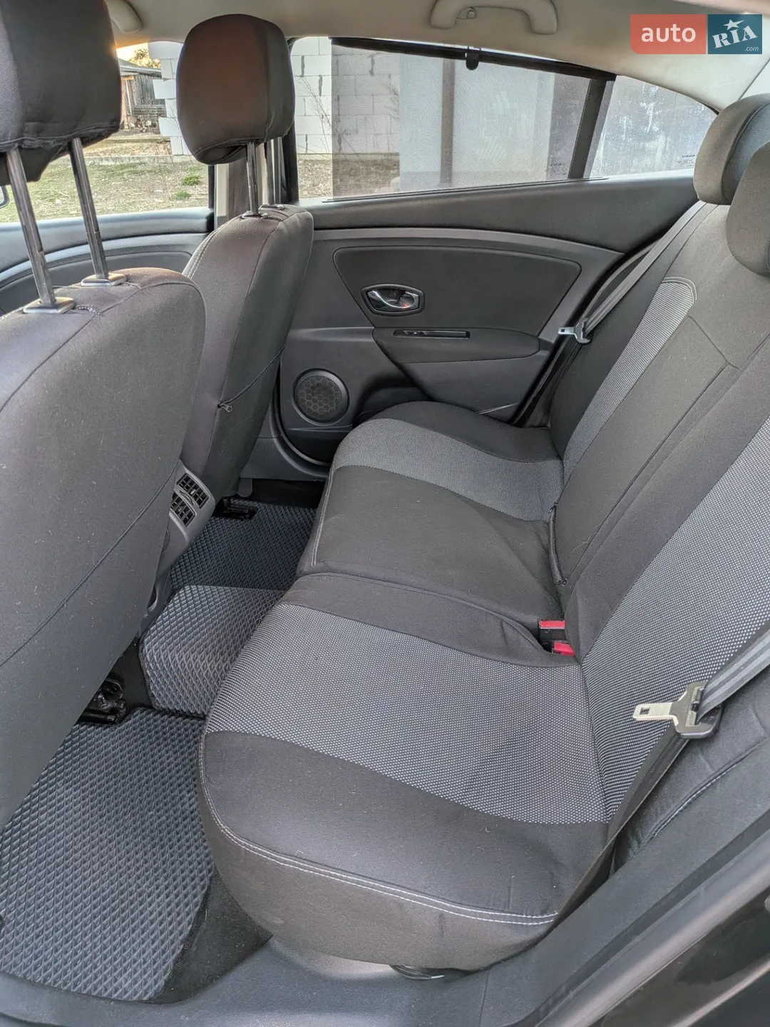 2012 Renault Fluence - мініатюра 9