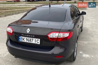 Седан Renault Fluence 2013 в Вараше
