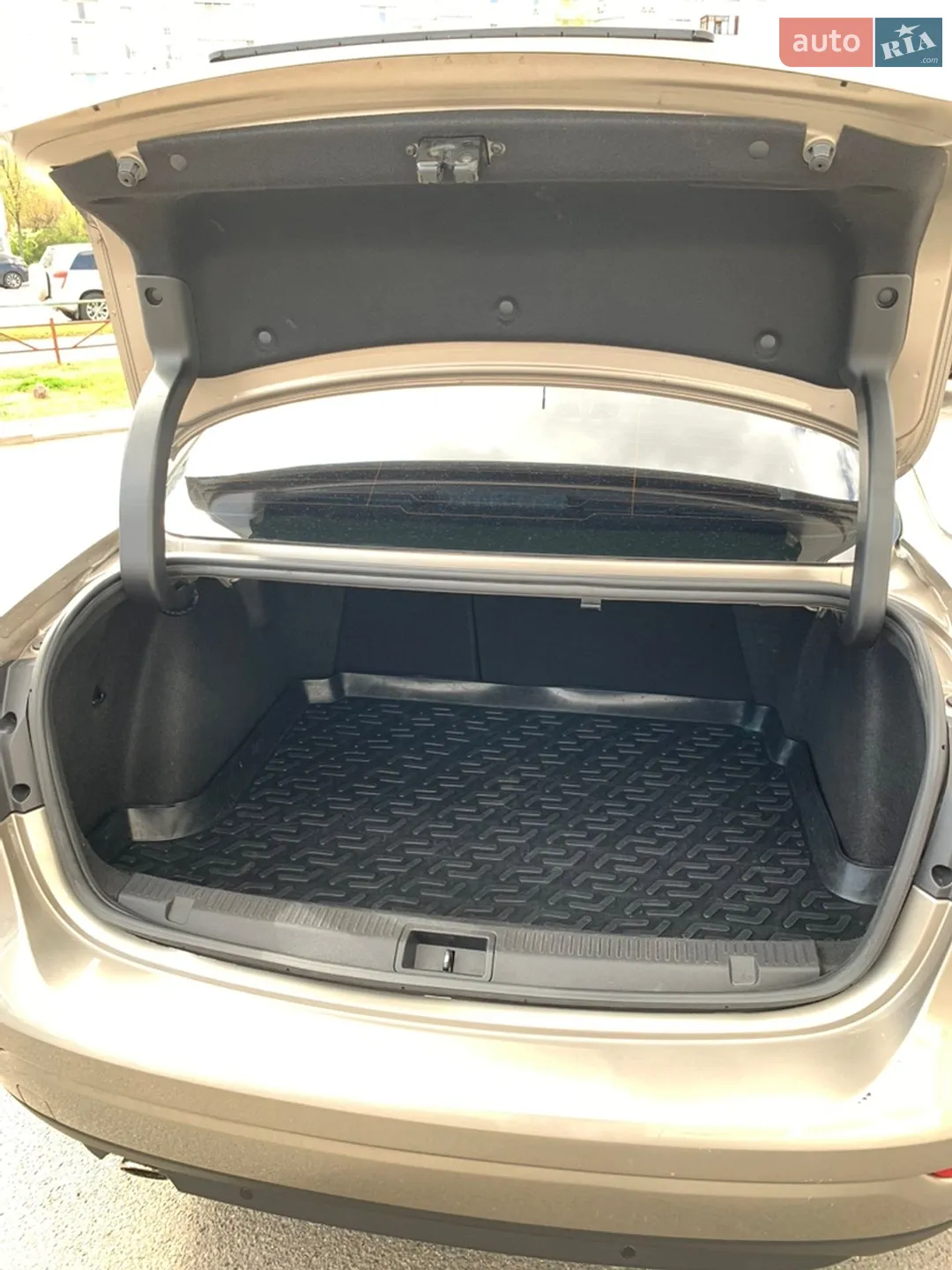 2013 Renault Fluence - мініатюра 23