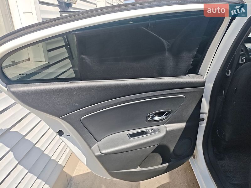 Седан Renault Fluence 2012 в Дніпрі