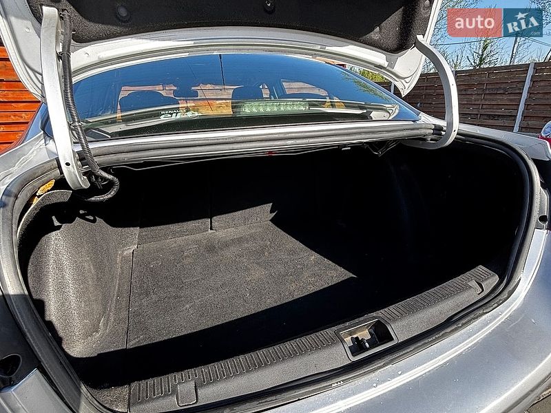 Седан Renault Fluence 2012 в Белогородке