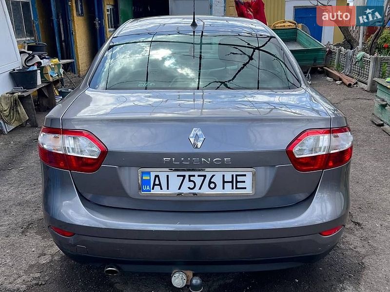 Седан Renault Fluence 2011 в Миронівці