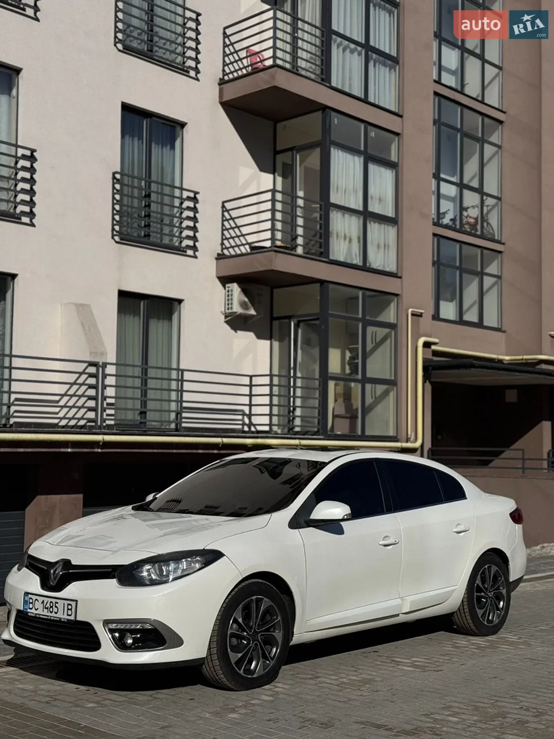 2015 Renault Fluence - мініатюра 2