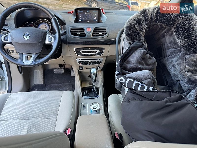 Седан Renault Fluence 2015 в Яворове