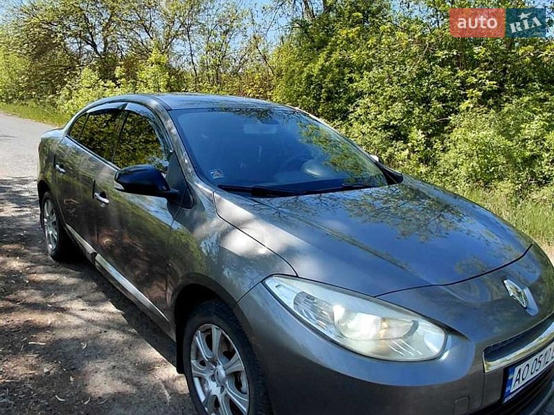 Седан Renault Fluence 2011 в Ужгороді фото 2 Седан Renault Fluence 2011 в Ужгороді