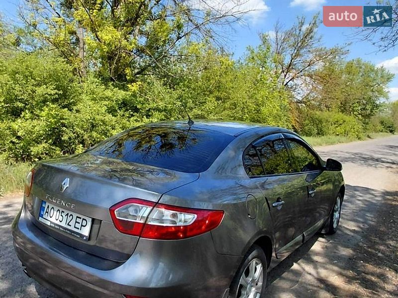 Седан Renault Fluence 2011 в Ужгороді фото 3 Седан Renault Fluence 2011 в Ужгороді