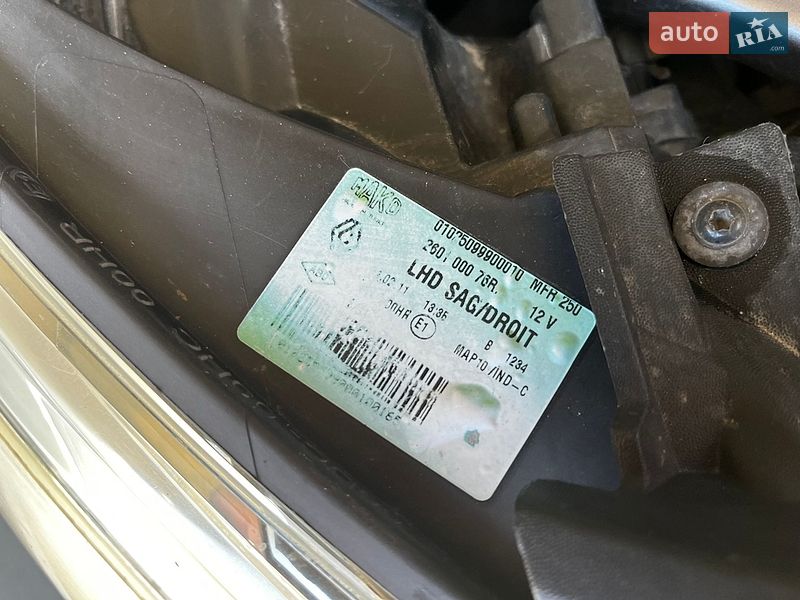 Седан Renault Fluence 2011 в Киеве