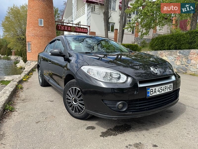 Седан Renault Fluence 2010 в Кропивницком