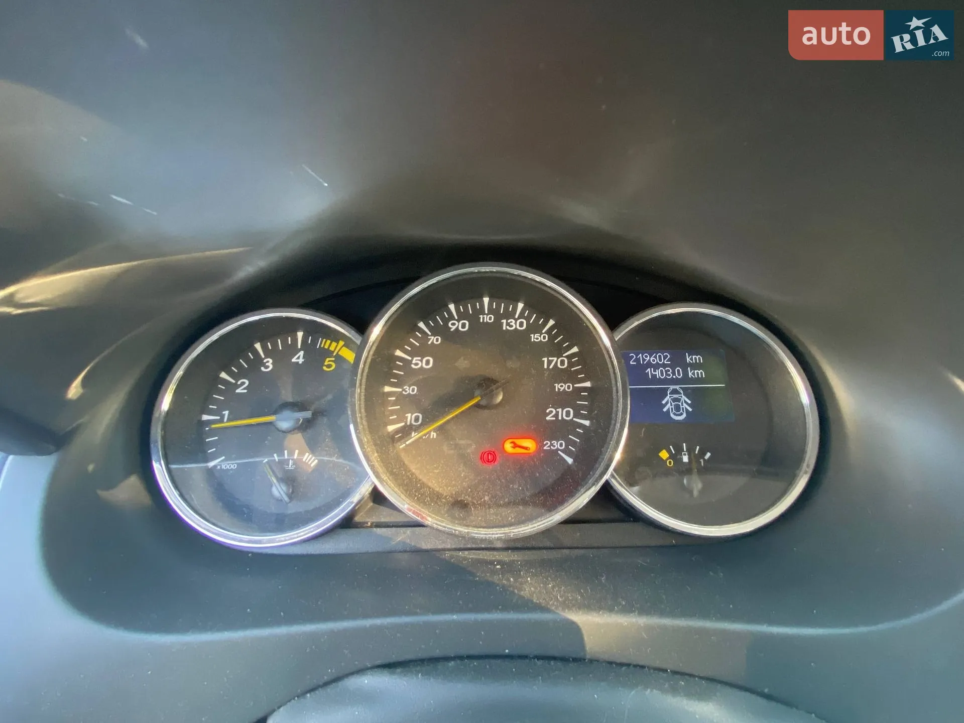 2010 Renault Fluence - мініатюра 8