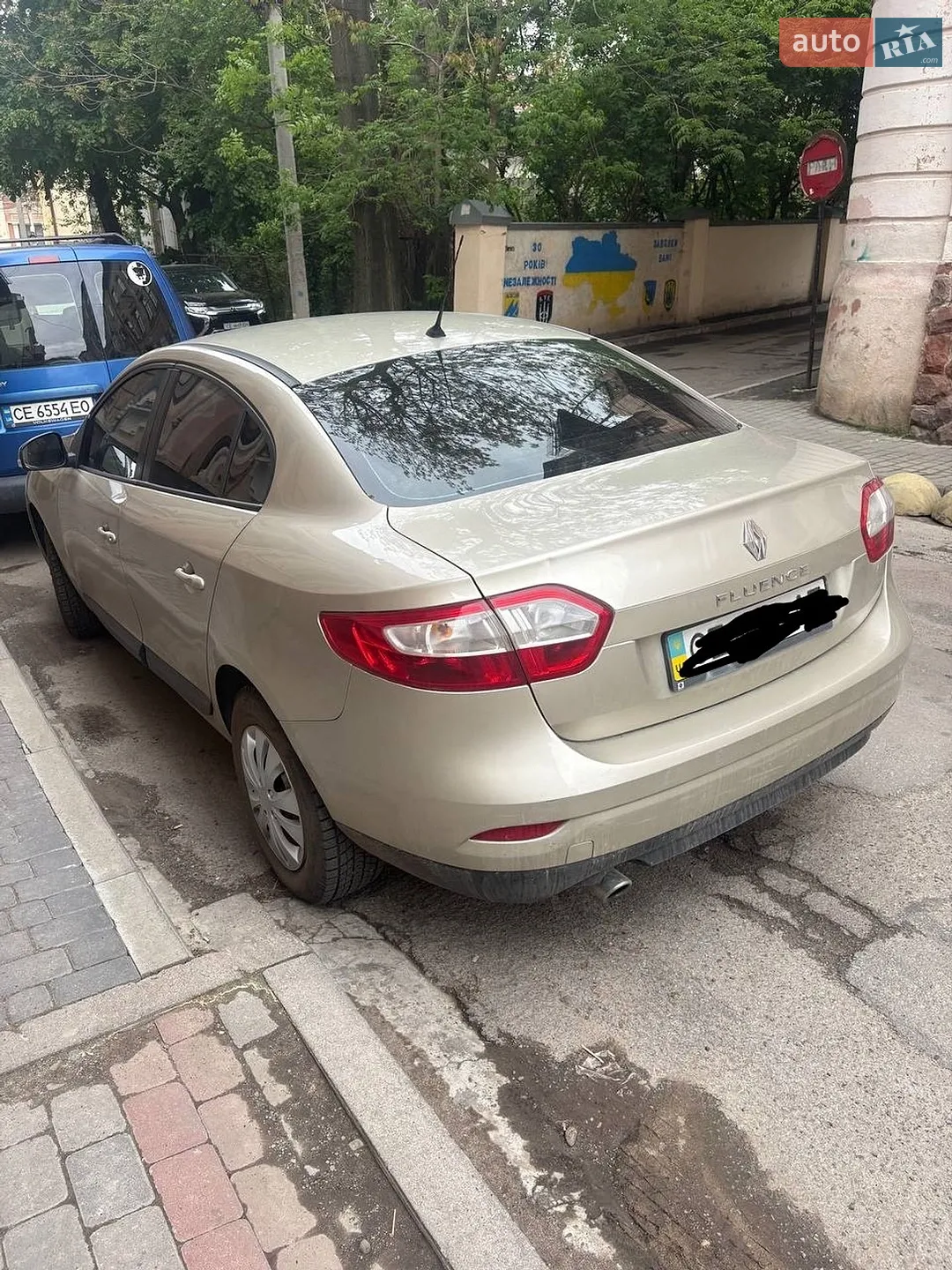 2010 Renault Fluence - мініатюра 3