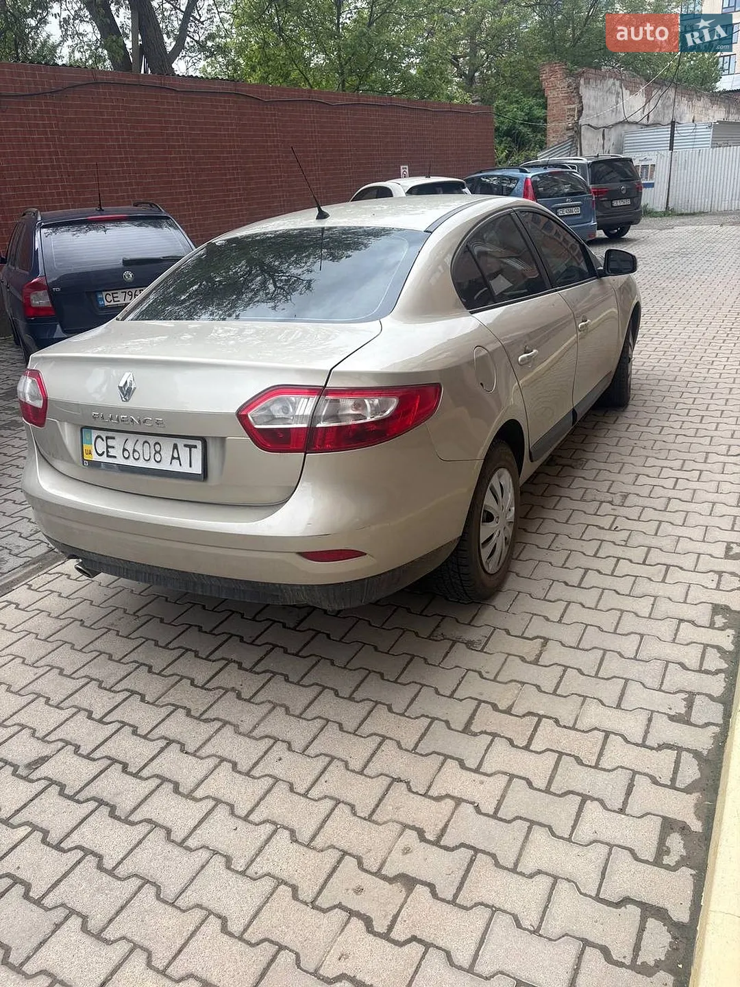 2010 Renault Fluence - мініатюра 14