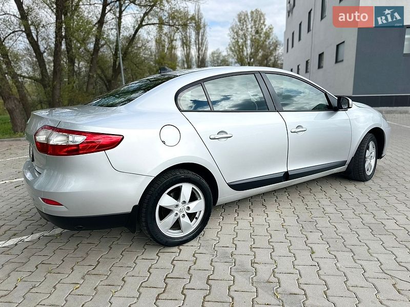 Седан Renault Fluence 2010 в Хмельницькому