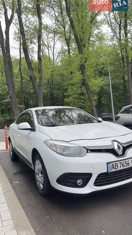 Седан Renault Fluence 2015 в Киеве