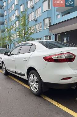 Седан Renault Fluence 2015 в Киеве