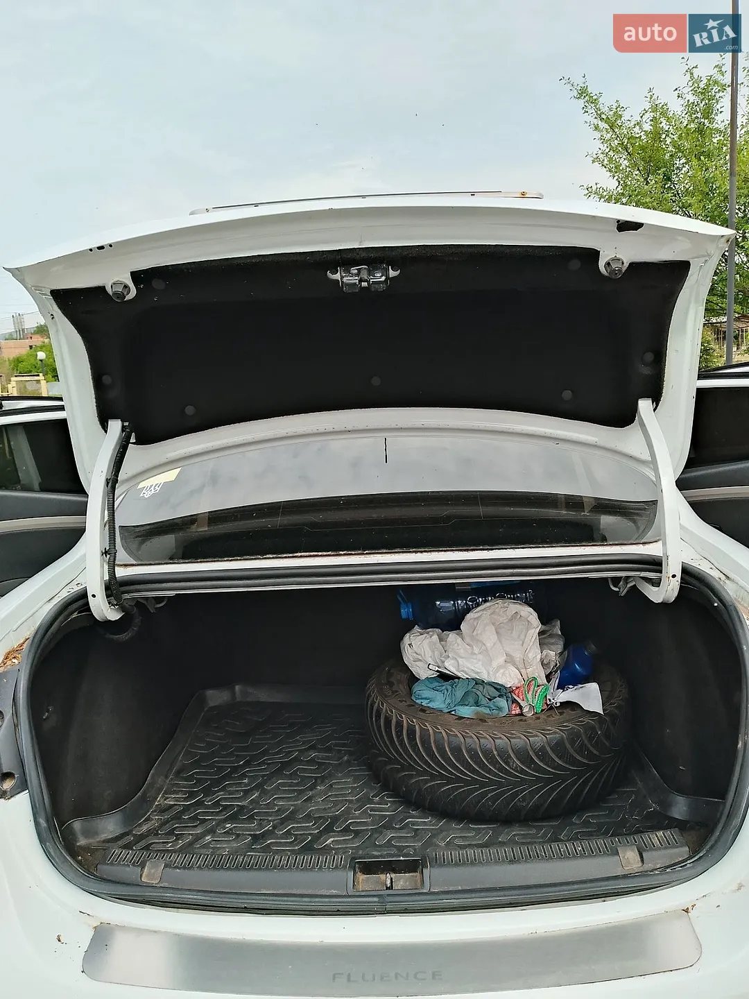 2011 Renault Fluence - мініатюра 10