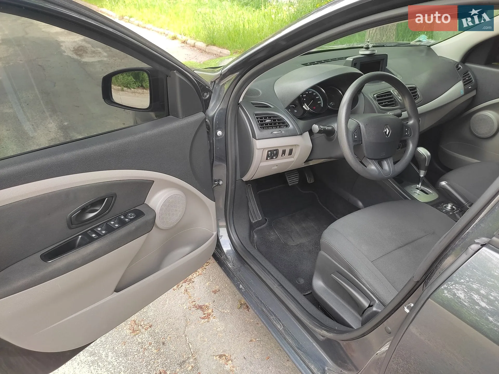 2013 Renault Fluence - мініатюра 34
