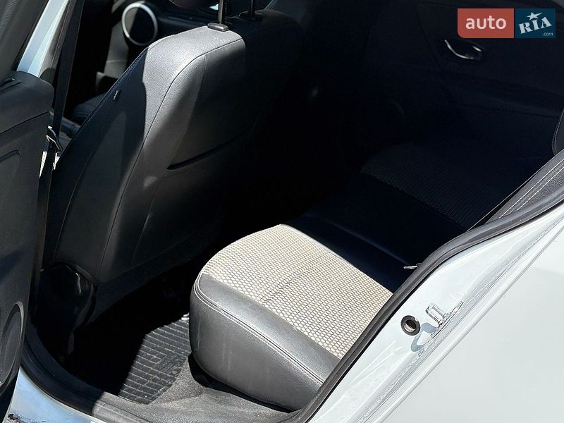 Седан Renault Fluence 2012 в Харькове