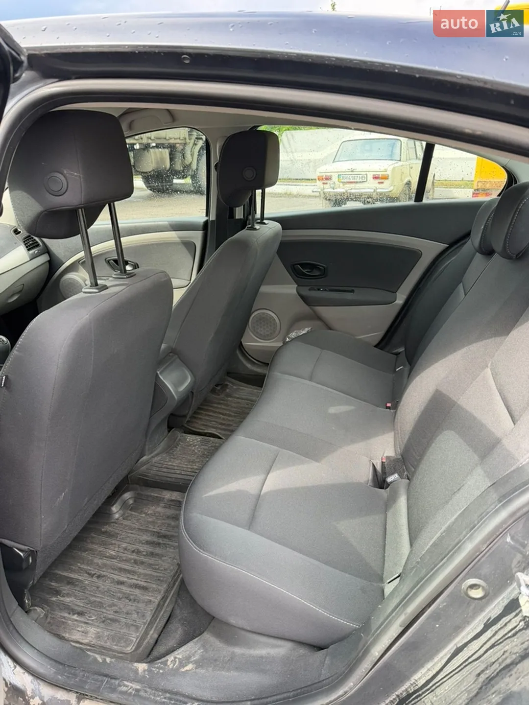 2011 Renault Fluence - мініатюра 7