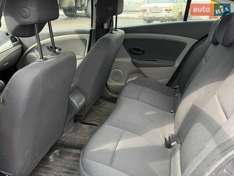 Седан Renault Fluence 2011 в Днепре