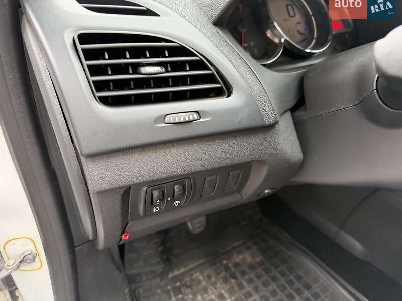 Седан Renault Fluence 2015 в Киеве