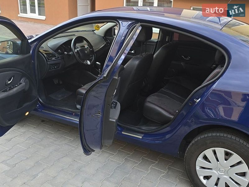 Седан Renault Fluence 2011 в Киеве
