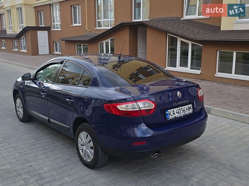 Седан Renault Fluence 2011 в Киеве