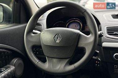 Седан Renault Fluence 2015 в Одесі