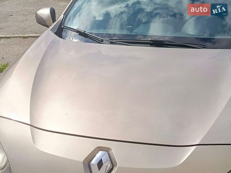 Седан Renault Fluence 2010 в Львові фото 12 Седан Renault Fluence 2010 в Львові