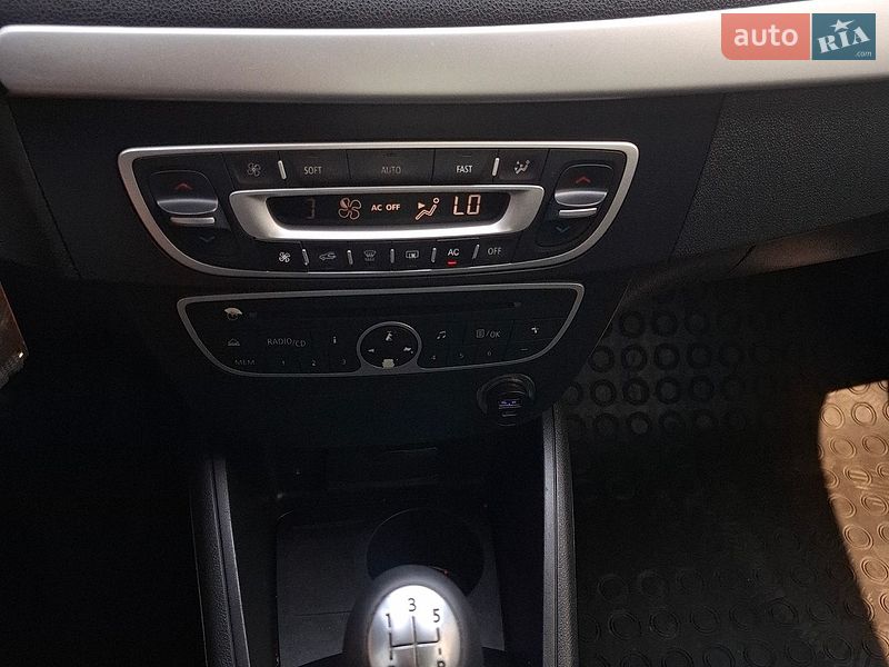 Седан Renault Fluence 2010 в Черкассах фото 27 Седан Renault Fluence 2010 в Черкассах