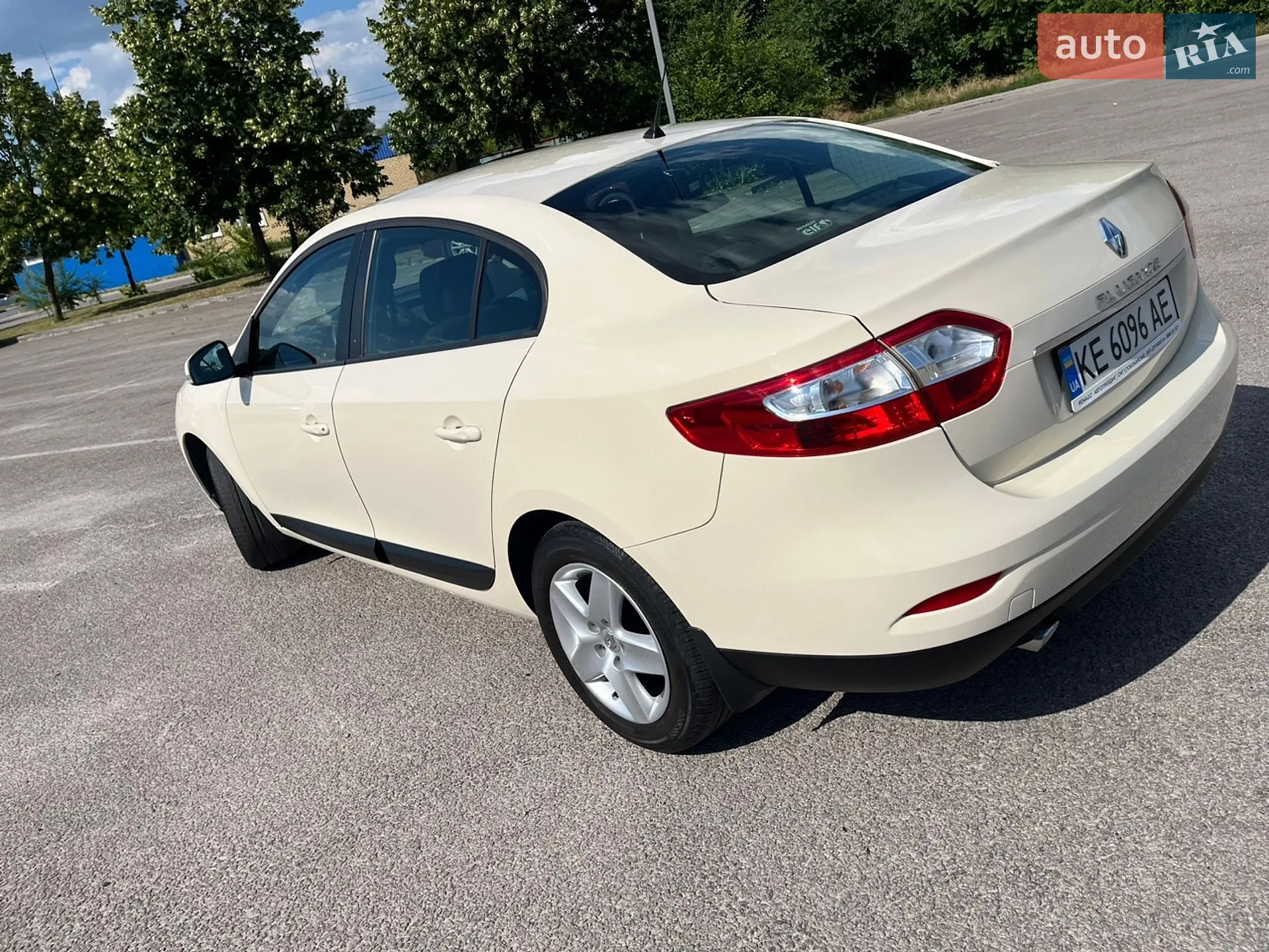 2016 Renault Fluence - мініатюра 19