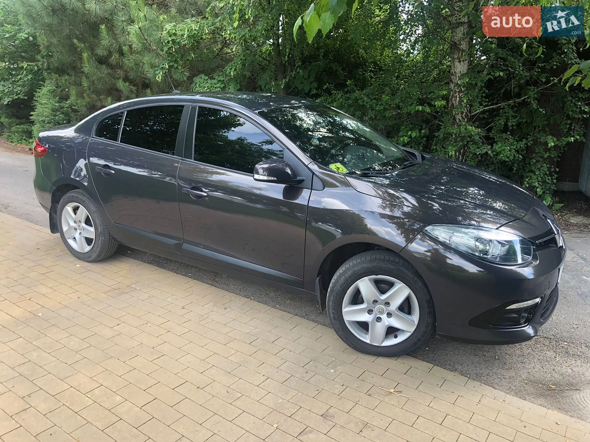 Renault Fluence 2016 VIN VF1LZLT0555877794 фото оголошення 10 з 36