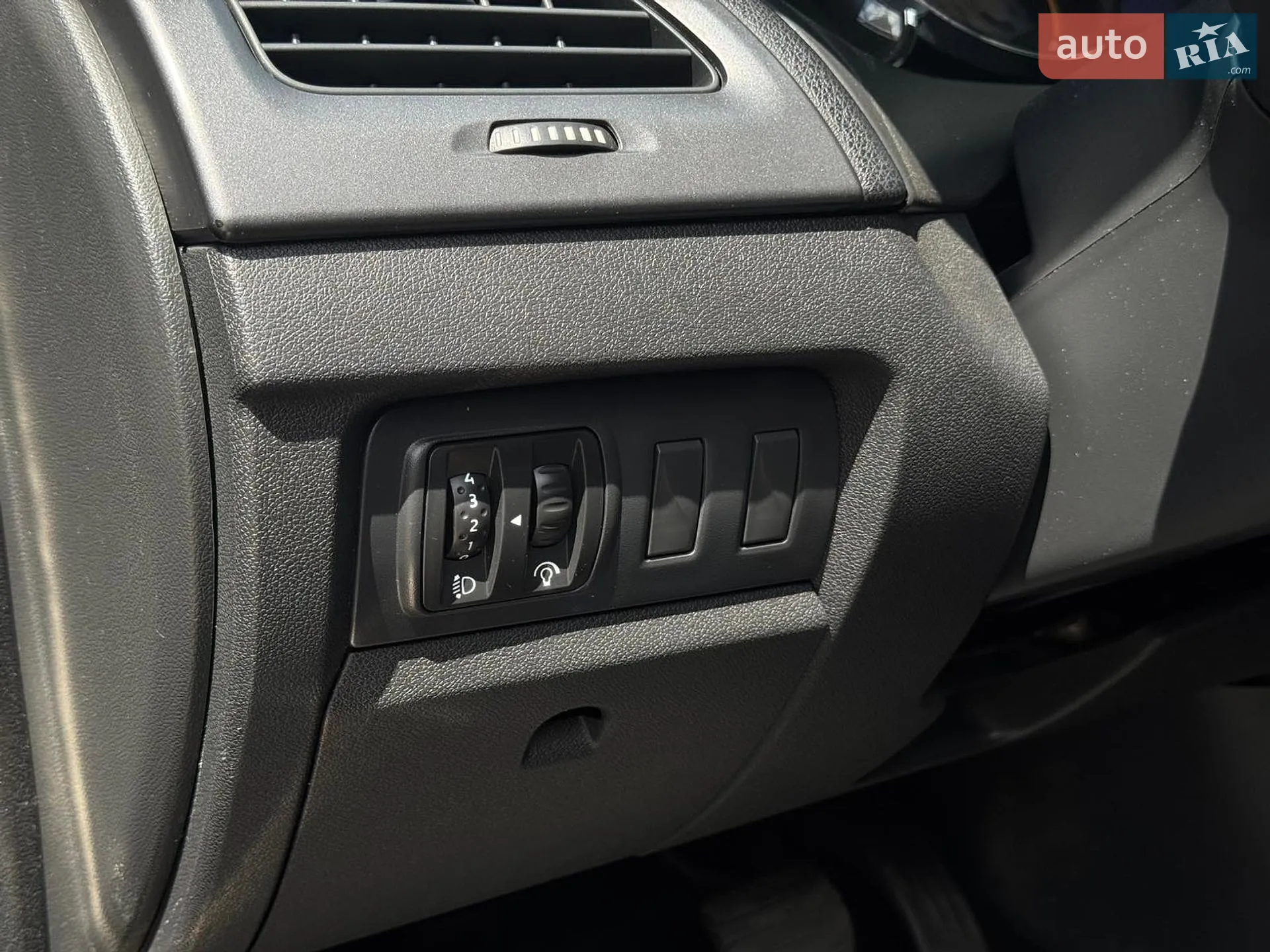 2013 Renault Fluence - мініатюра 7