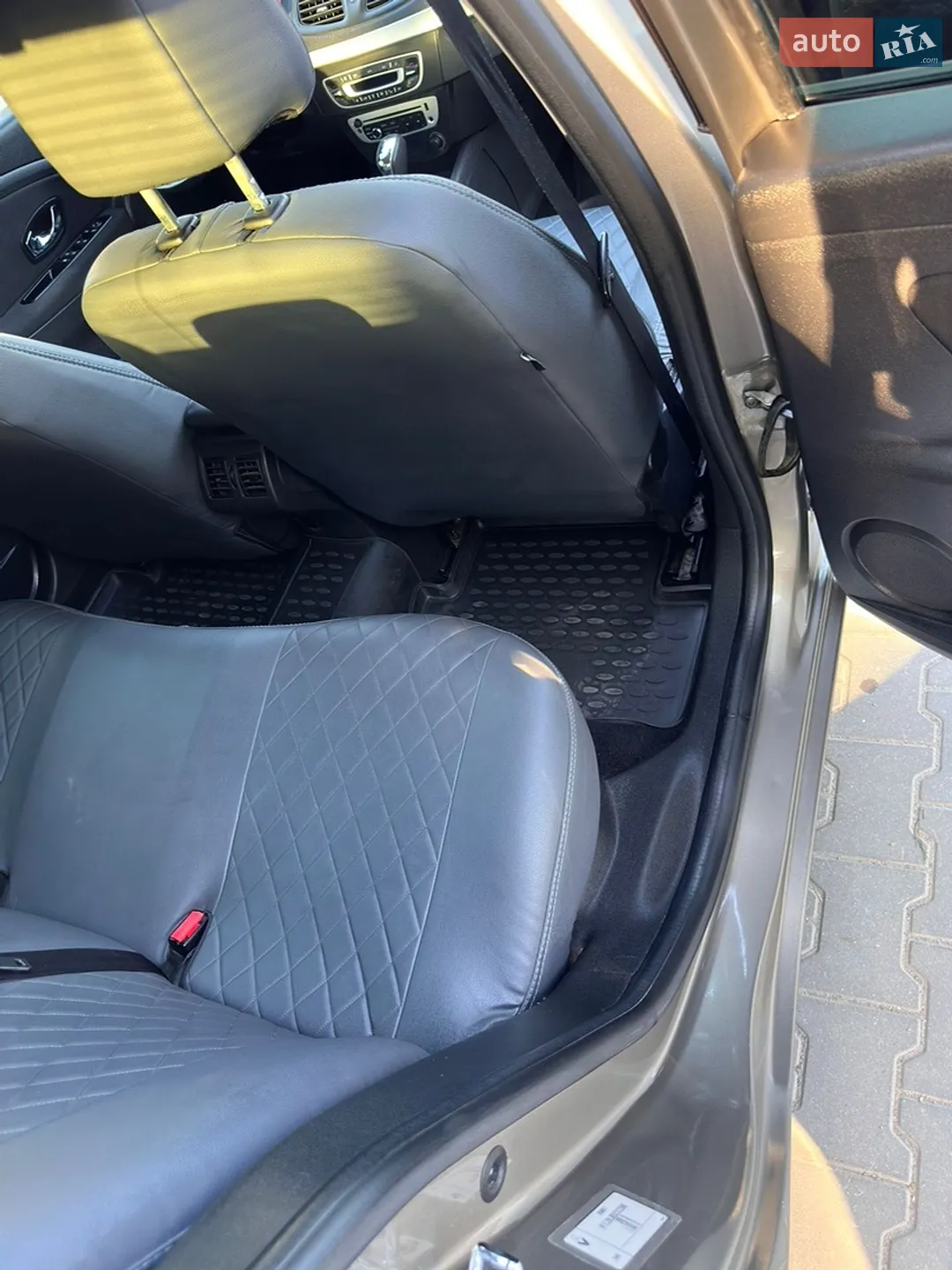 2015 Renault Fluence - мініатюра 34