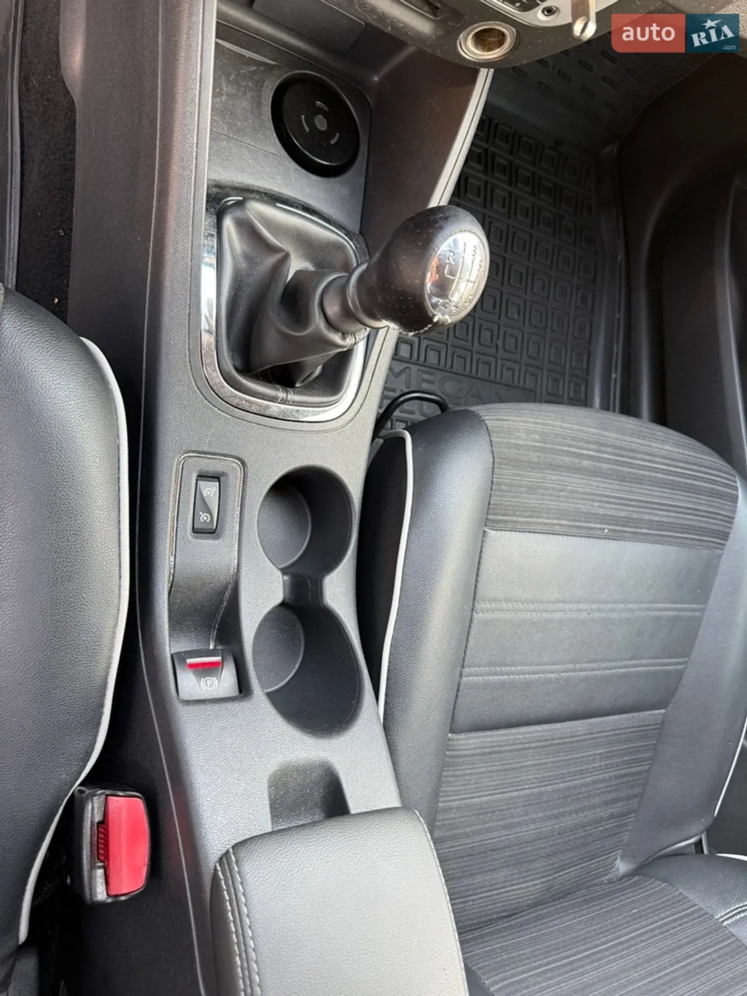 2015 Renault Fluence - мініатюра 14