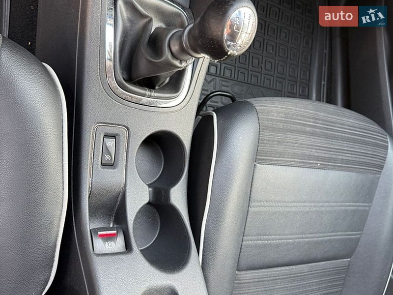 Седан Renault Fluence 2015 в Киеве