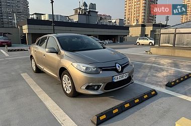 Седан Renault Fluence 2015 в Киеве