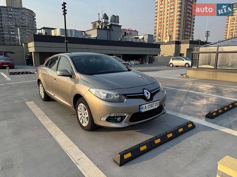 Седан Renault Fluence 2015 в Киеве
