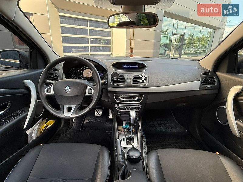 Седан Renault Fluence 2011 в Харкові