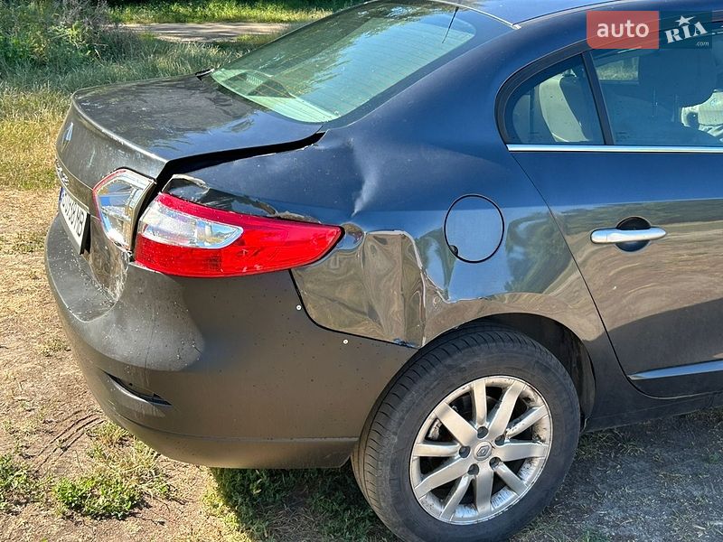 Седан Renault Fluence 2010 в Полтаве
