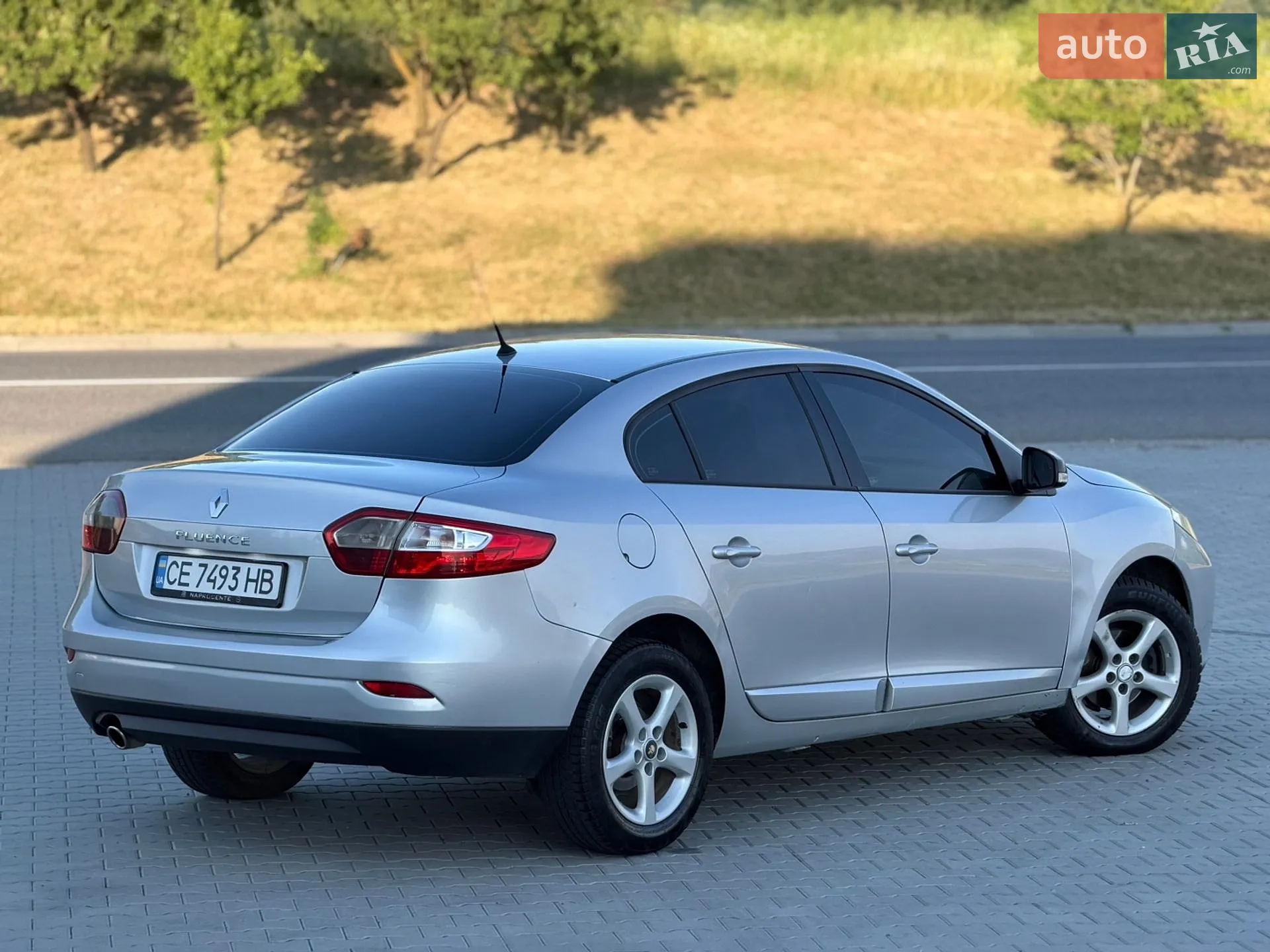 2012 Renault Fluence - мініатюра 13