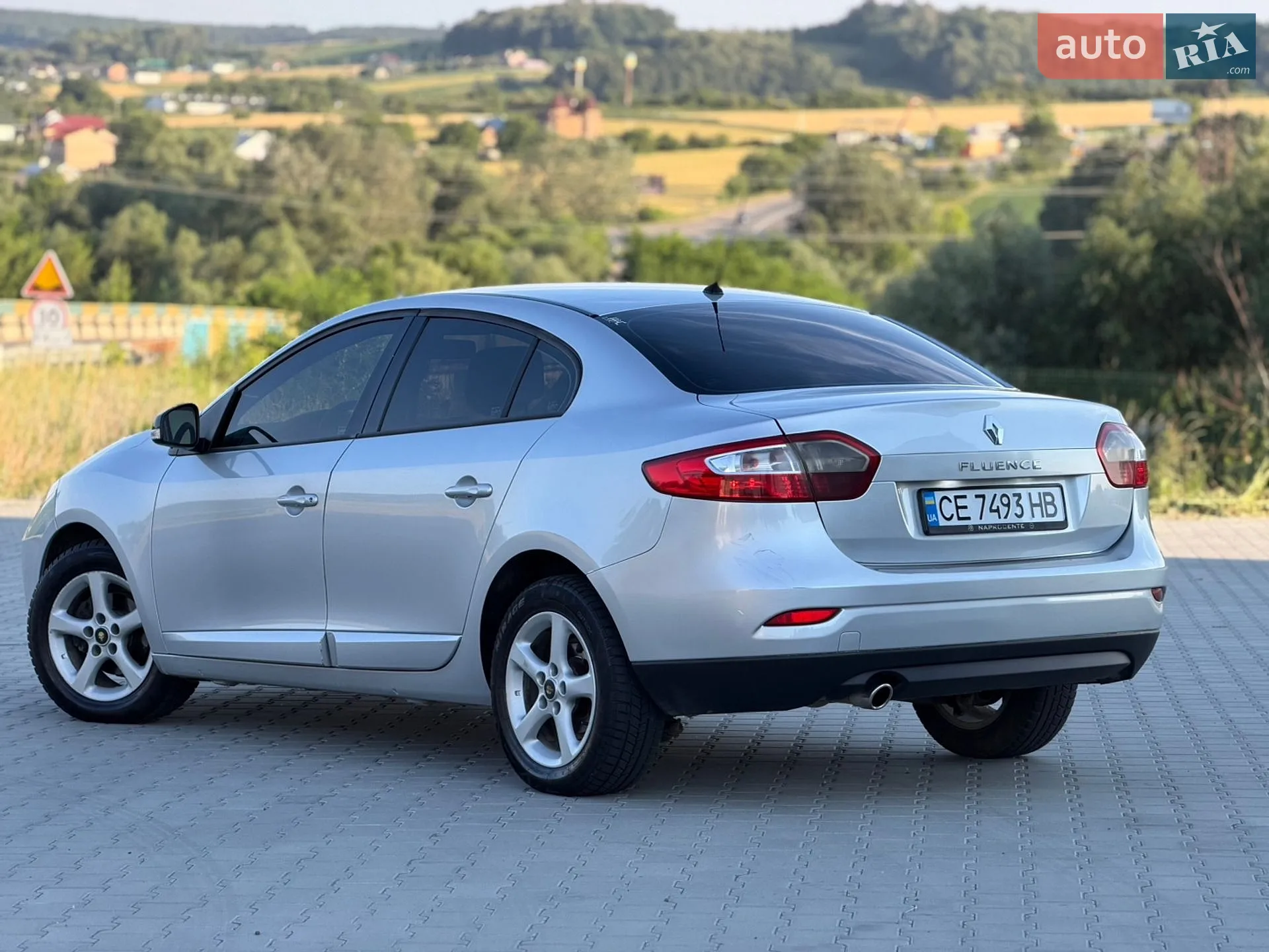 2012 Renault Fluence - мініатюра 24