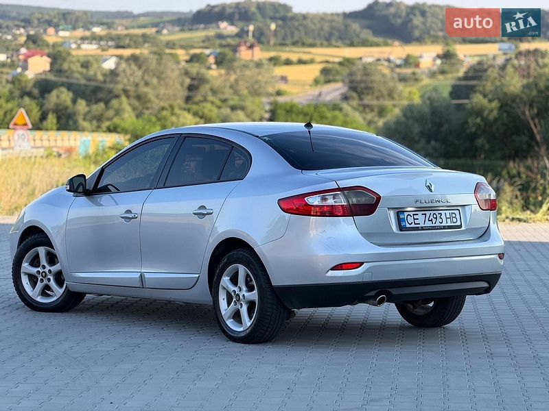 Седан Renault Fluence 2012 в Черновцах