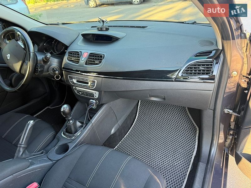 Седан Renault Fluence 2016 в Фастове
