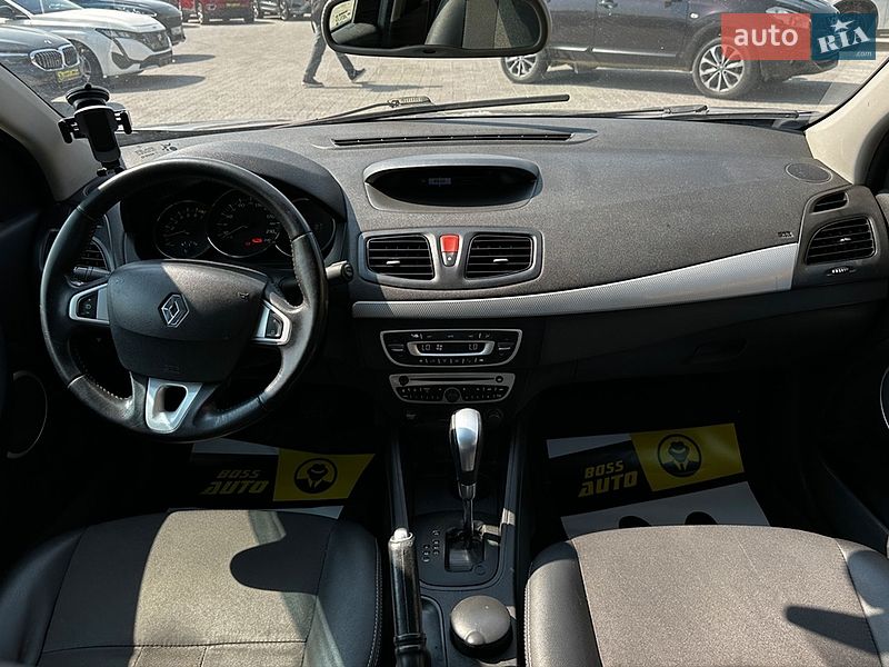 Седан Renault Fluence 2010 в Івано-Франківську