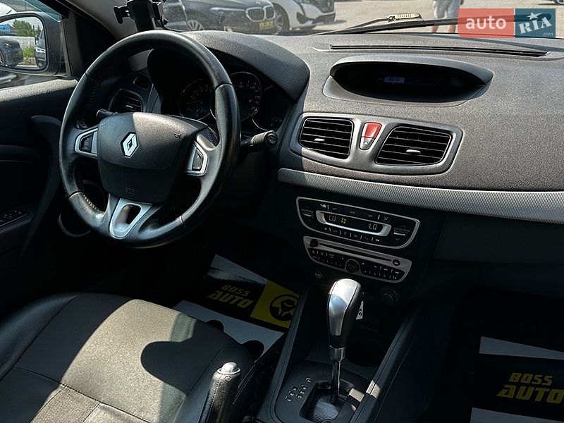 Седан Renault Fluence 2010 в Івано-Франківську